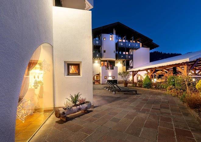 Hotel Castel Pietra Image