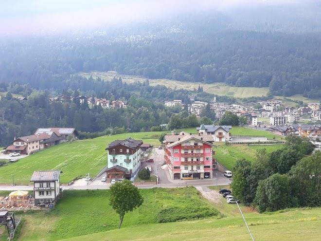 Hotel continental srl