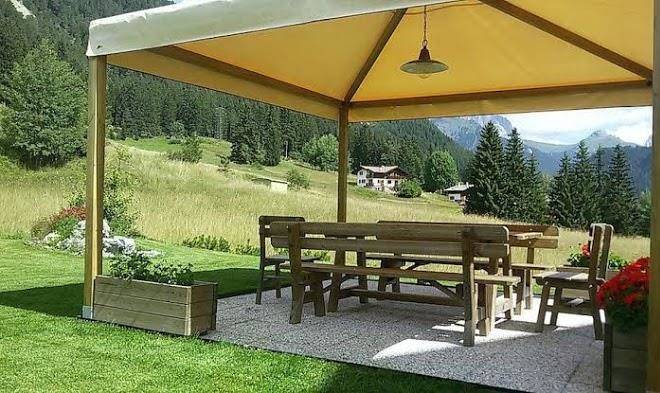 Hotel Garni' Lastei Sas Di Lastei Paolo E C Image