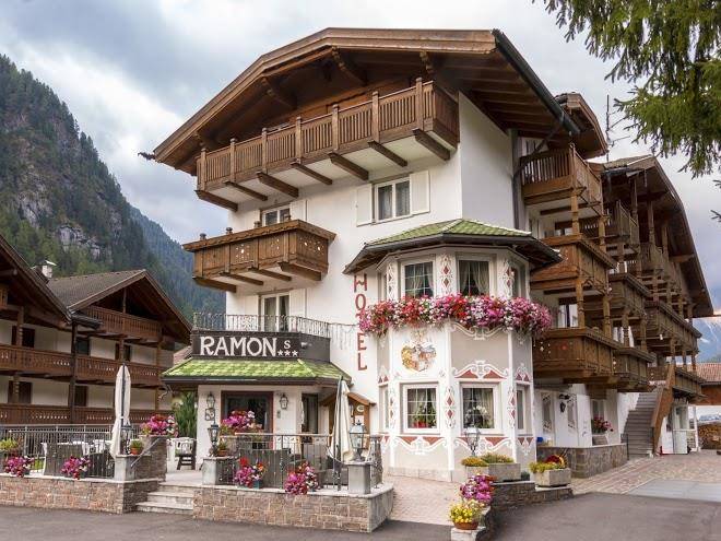 Hotel ramon