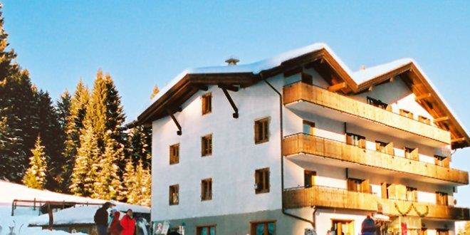 Hotel Ristorante Ortesino Image