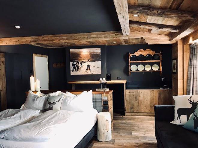 John luxury suites