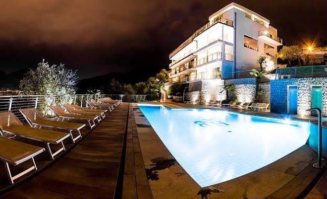 Panoramic hotel benacus
