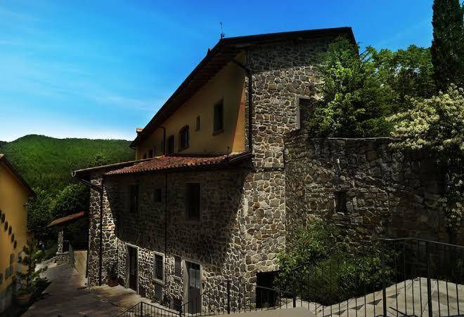 Borgo i tre baroni