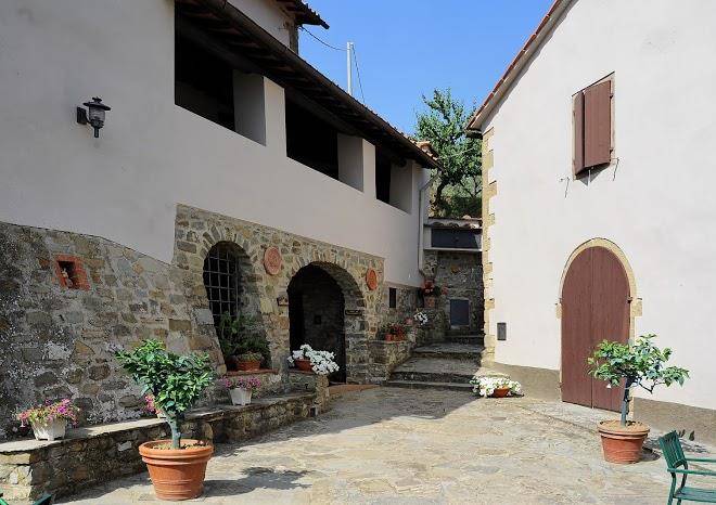 Borgo mocale bio agriturismo