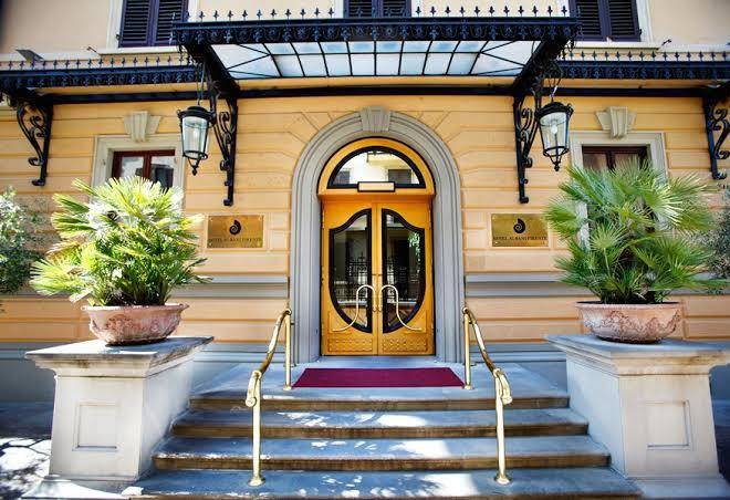 Hotel albani