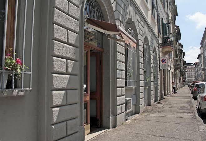Hotel magenta