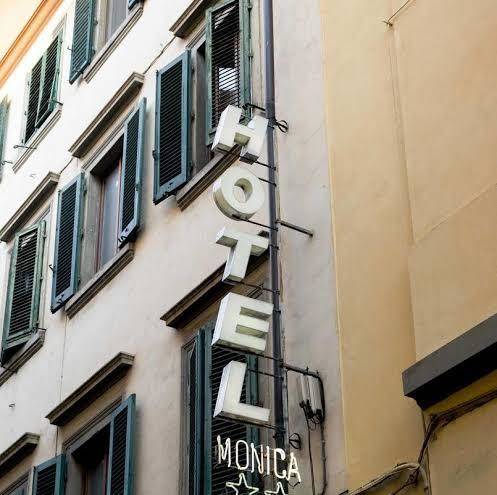 Hotel monica