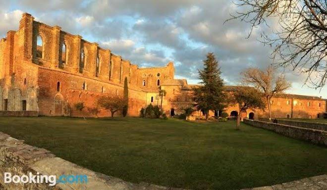 Agriturismo Bike Hotel Podere Giarlinga Image