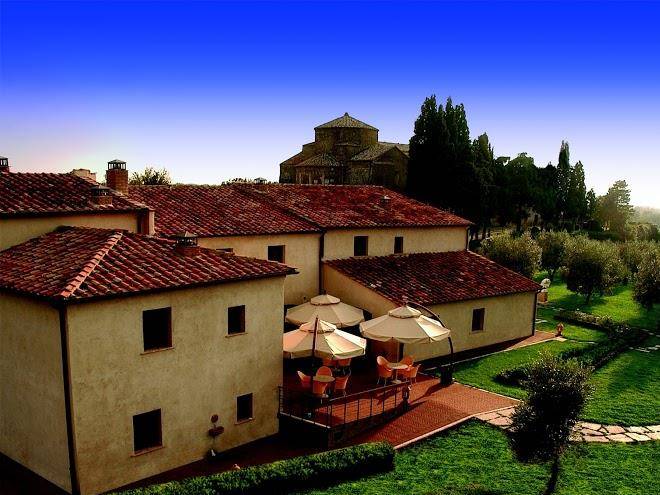 Sovana hotel & resort