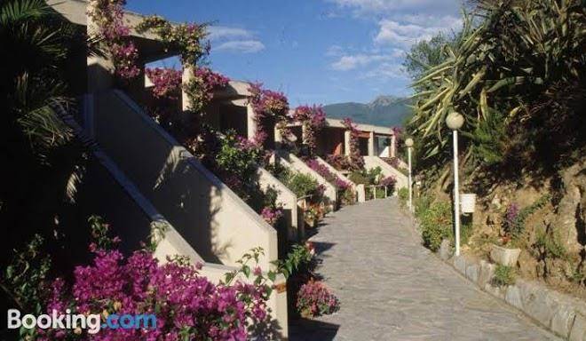 Club hotel marina 2