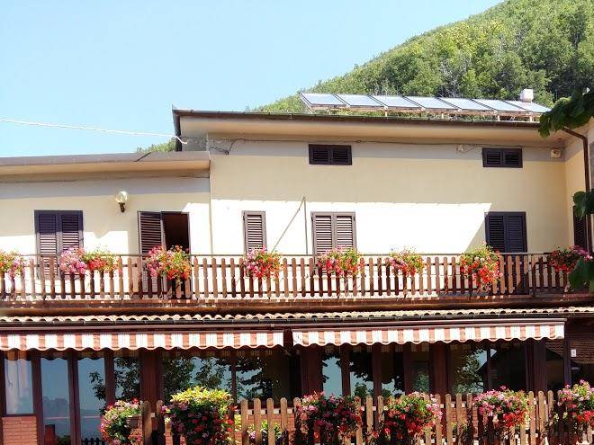 Albergo ristorante il castagno di nobili delia & c