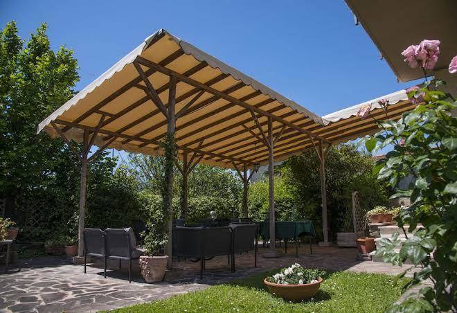 B&b miami beach pietrasanta