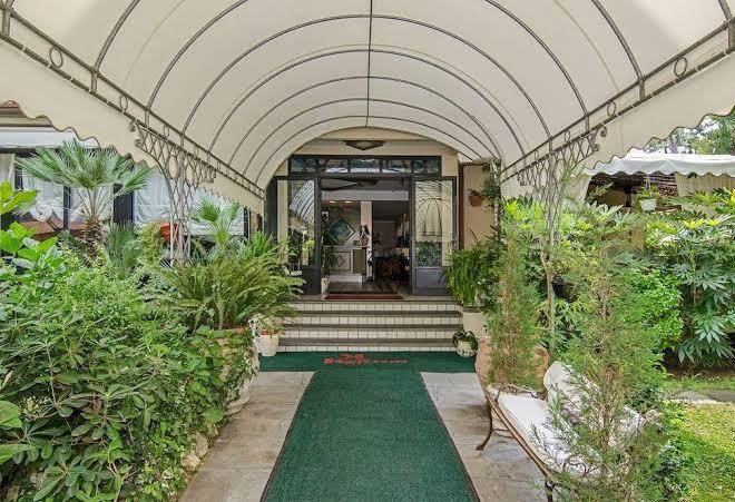 Hotel kyrton