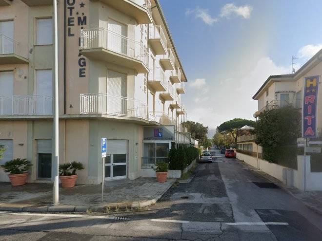 Hotel mirage di mandato antonio
