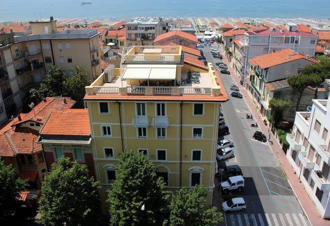 Residence colombo viareggio