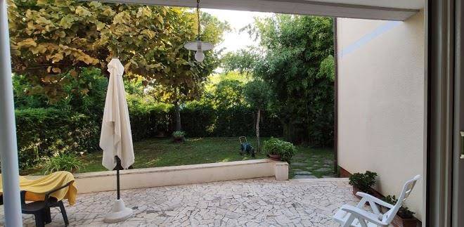 Terrazza giardino al mare
