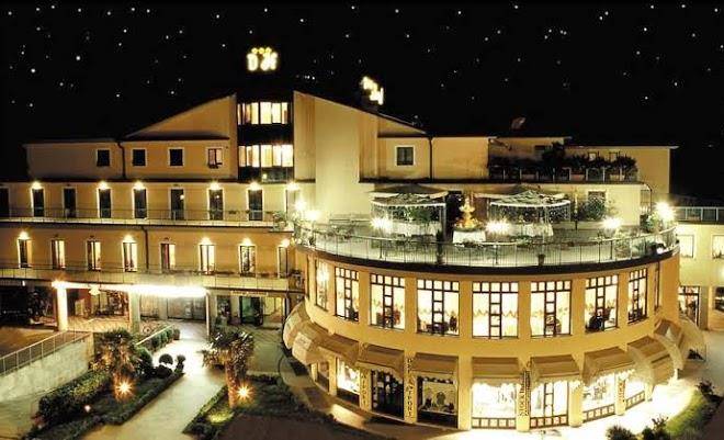 Demy hotel