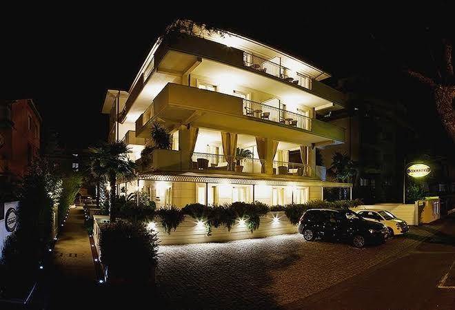 Hotel exclusive