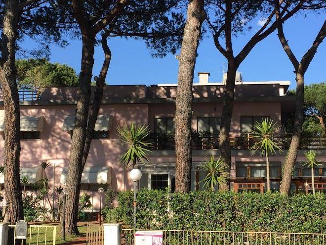 Hotel Storyville Image