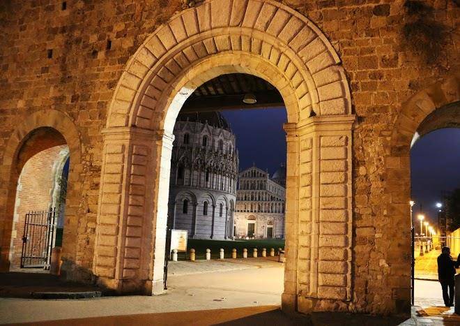 Hotel pisa tower