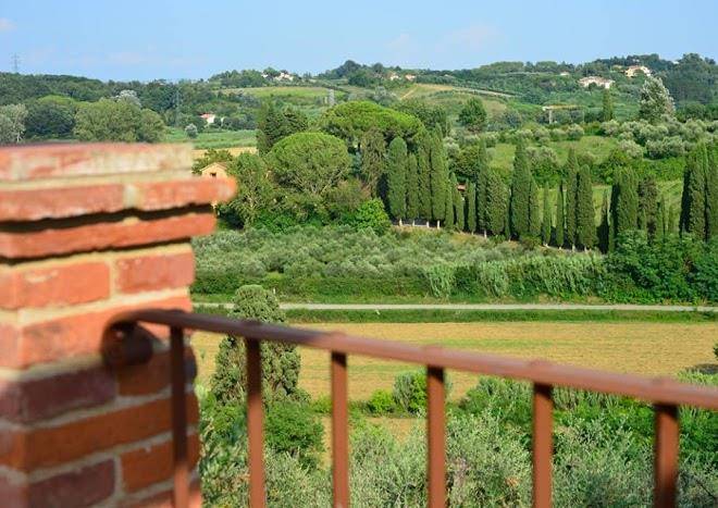 Tenuta l'oliveta agriturismo tuscany