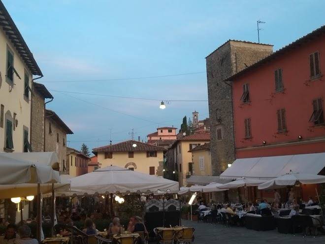 Affittacamere gir di mura