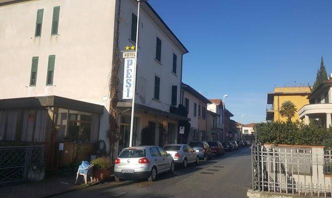 Hotel pesi