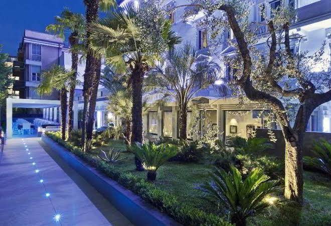 Lhp hotel montecatini palace