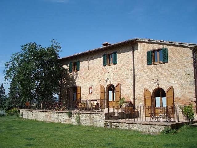 Al giardino degli etruschi