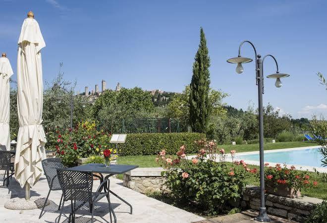 Busini rossi carla ponte a nappo