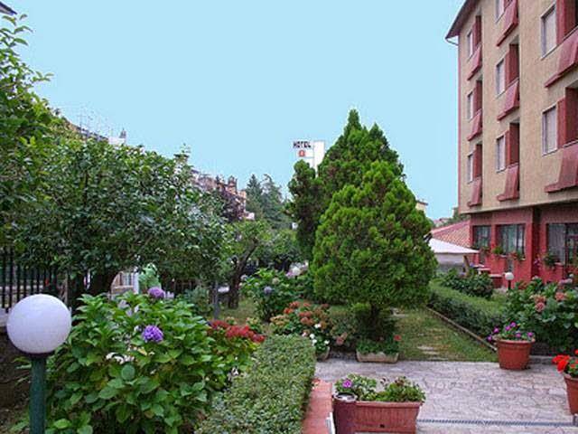 Hotel Giardino Image