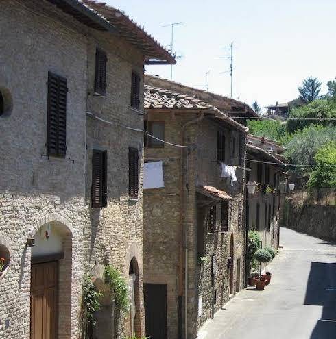 Le pinzochere