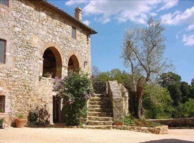Roccia di cerbaia country resort