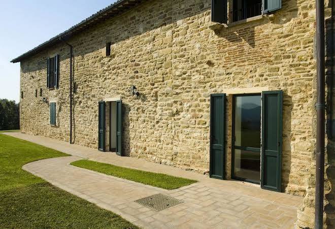 Azienda agraria montelujano