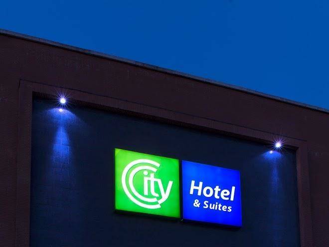 City hotel & suites