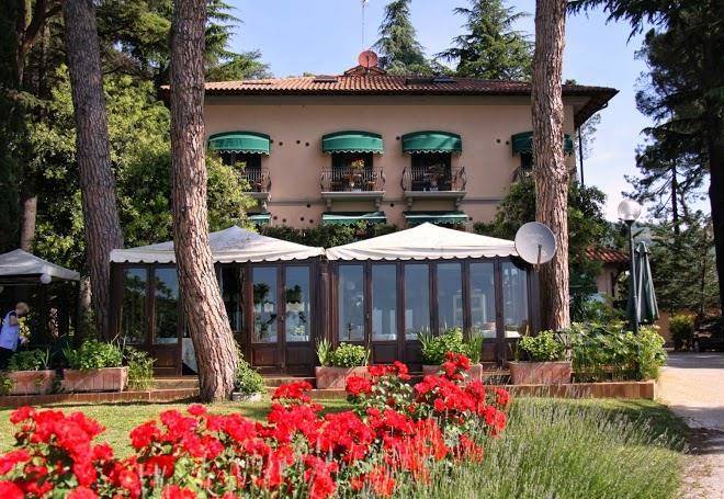 Hotel lago trasimeno kursaal