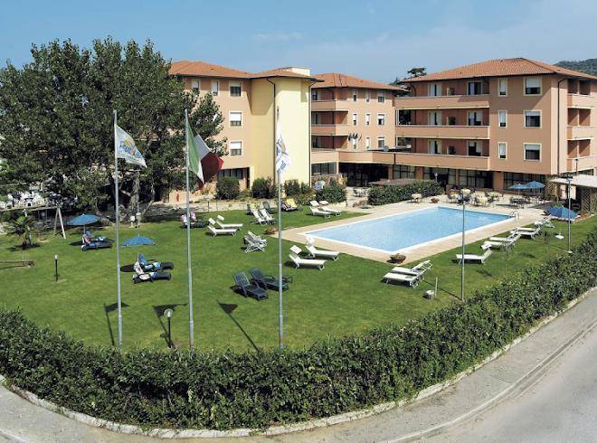 Hotel Ristorante Ali Sul Lago Trasimeno Vacanze Image