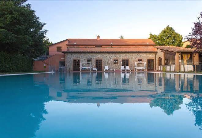 Hotel ristorante piscina al poggio dei papi