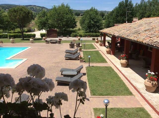 Oasi Torre Del Colle Image