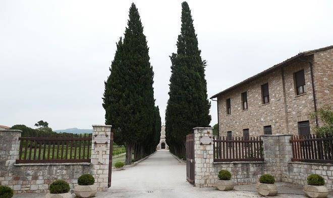 Suore francescane missionarie di maria domus madonna delle rose