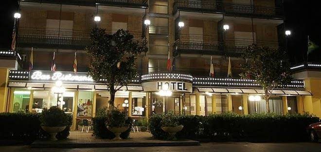Hotel fina