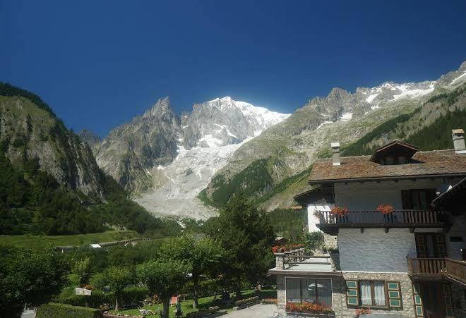 Albergo aiguille noire