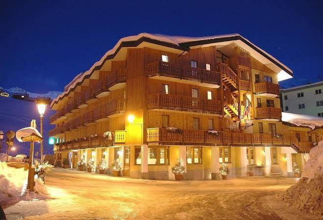 Hotel Excelsior Planet Image