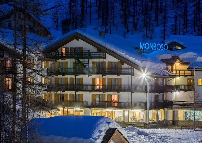 Monboso Hotel Image