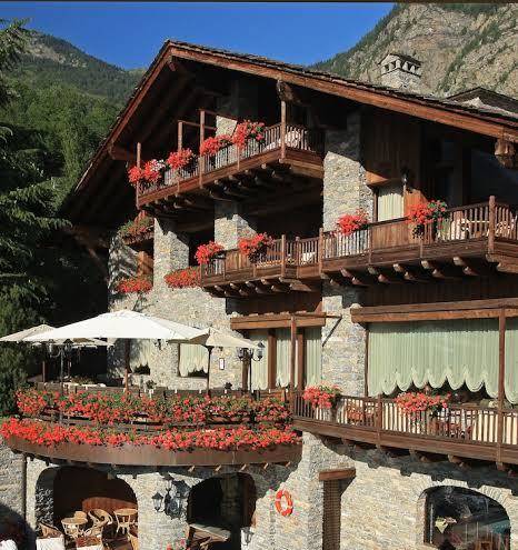 Relais mont blanc hotel & spa