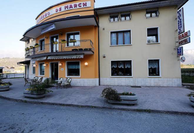 Albergo de march