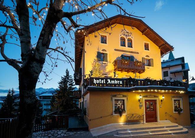 Ambra cortina luxury & fashion boutique hotel