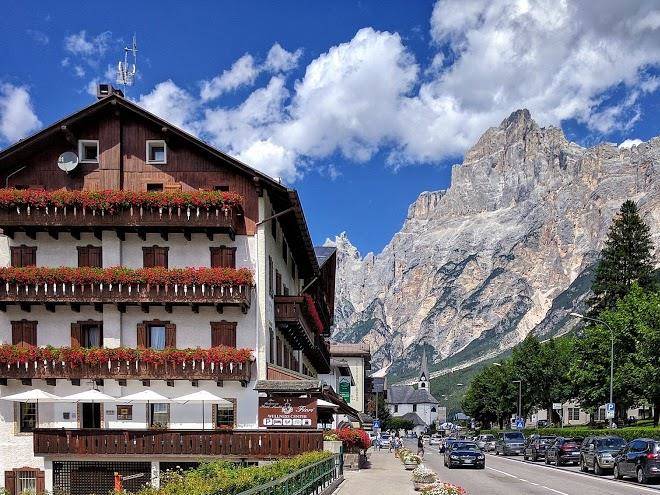 Fiori dolomites experience hotel e fiori pasticceria