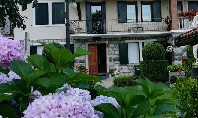 B&b oltra